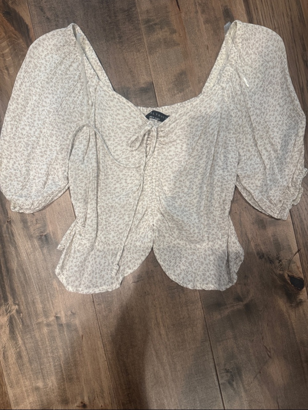 Finaltouch Cream Beige Floral Puff Sleeve Tie-Front Blouse